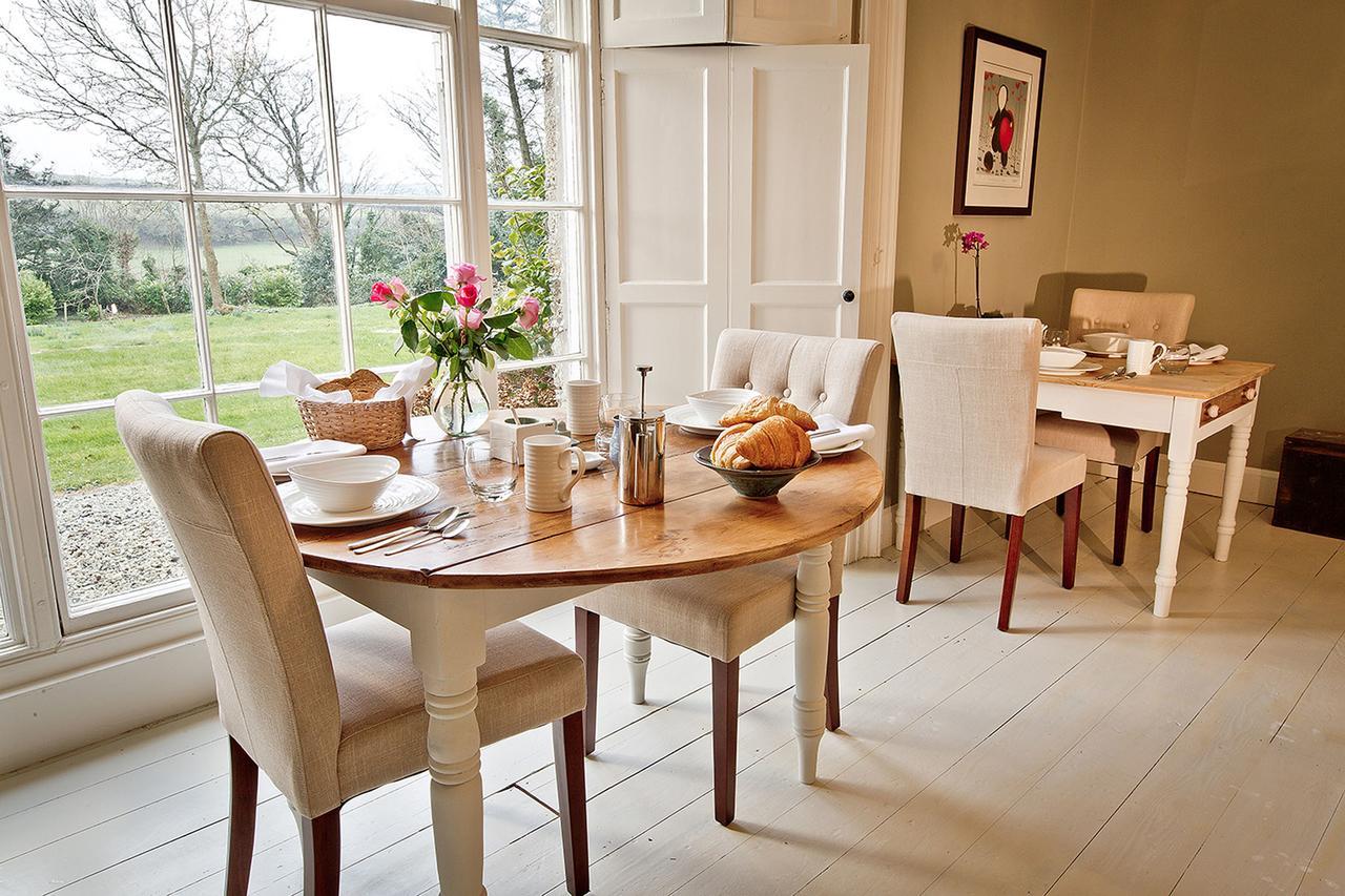 Trewornan Manor Bed and Breakfast Wadebridge Εξωτερικό φωτογραφία