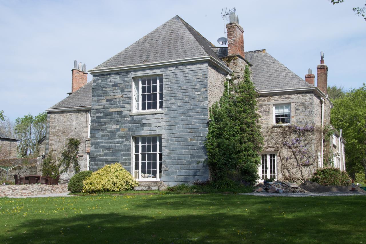 Trewornan Manor Bed and Breakfast Wadebridge Εξωτερικό φωτογραφία