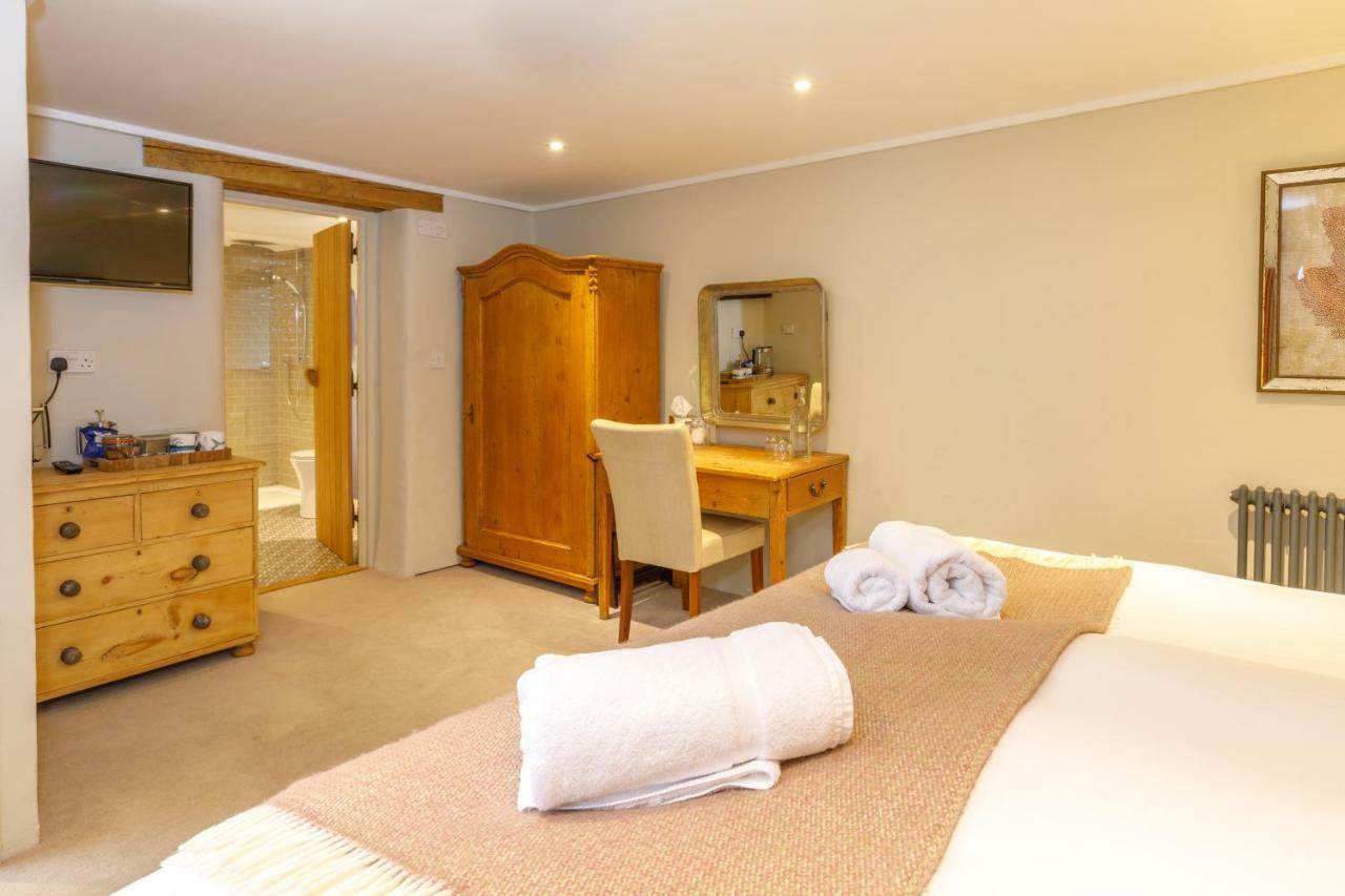 Trewornan Manor Bed and Breakfast Wadebridge Εξωτερικό φωτογραφία