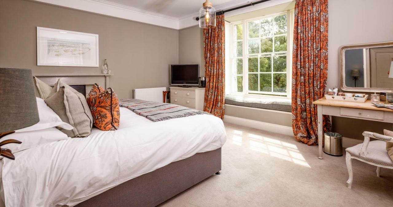 Trewornan Manor Bed and Breakfast Wadebridge Εξωτερικό φωτογραφία
